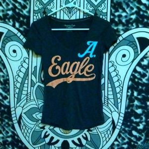Women's American Eagle tshirt